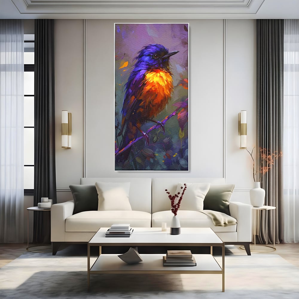 Tablou canvas cu tablou canvas cu pasare colorata pe ramura, in rama de aluminiu argintiu, pe perete intr-un living